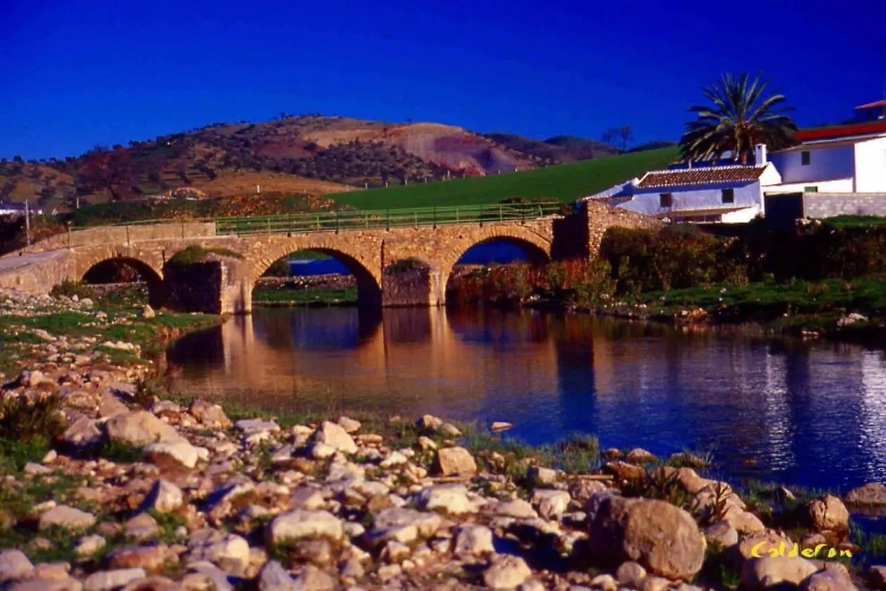 Studio Apartment In Ardales, Cerca El Caminito Del Rey Y Embalses