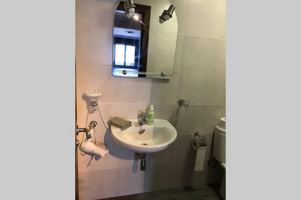 Studio Apartment In Ardales, Cerca El Caminito Del Rey Y Embalses  Ardales