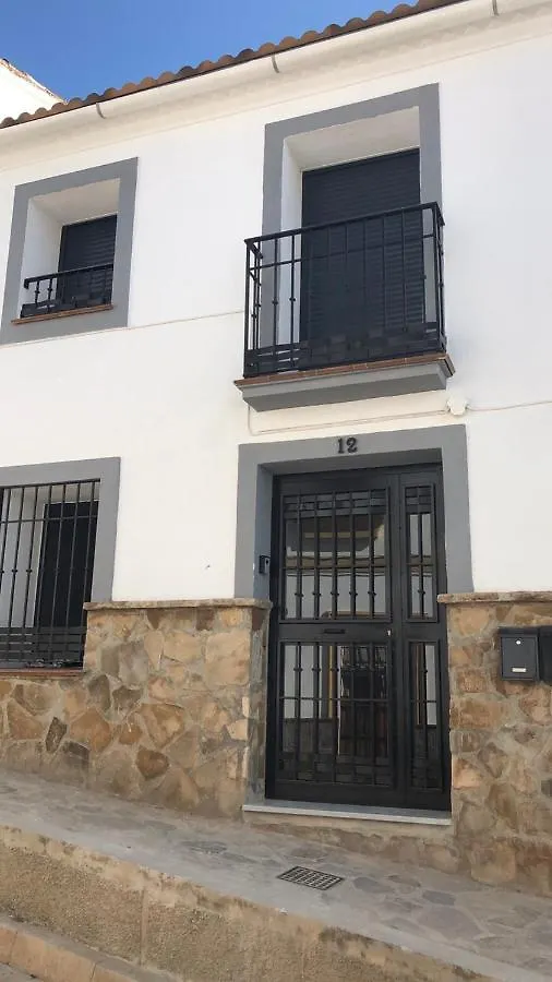 Studio Apartment In Ardales, Cerca El Caminito Del Rey Y Embalses